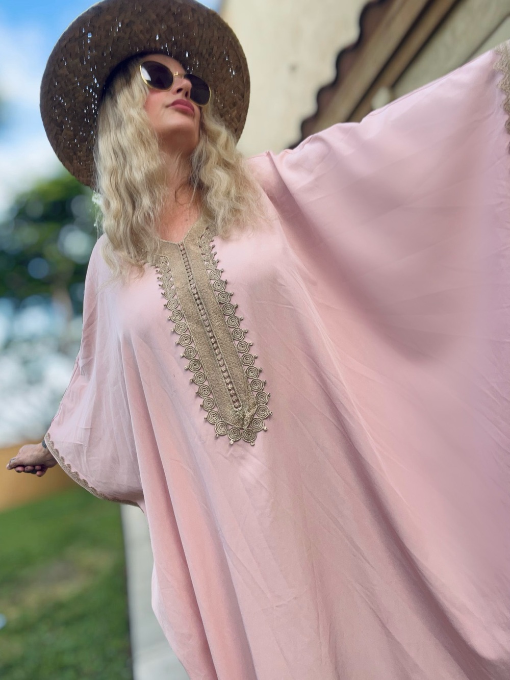 Baby pink Moroccan kaftan